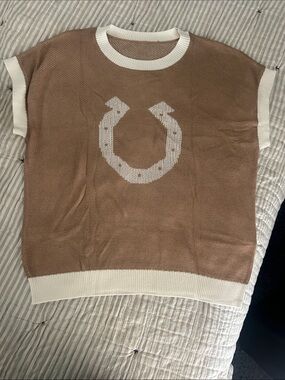 Women’s Crewneck Short-Sleeve Sweater Vest - Tan & Cream